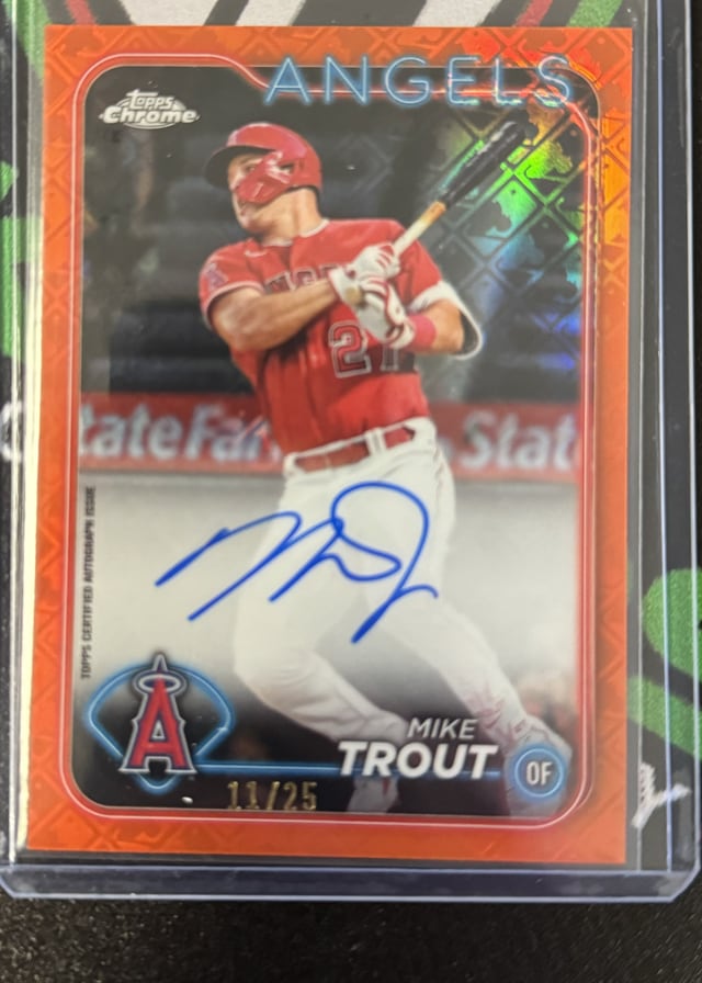 Mike Trout Topps Chrome autograph pulled live at Break Boss