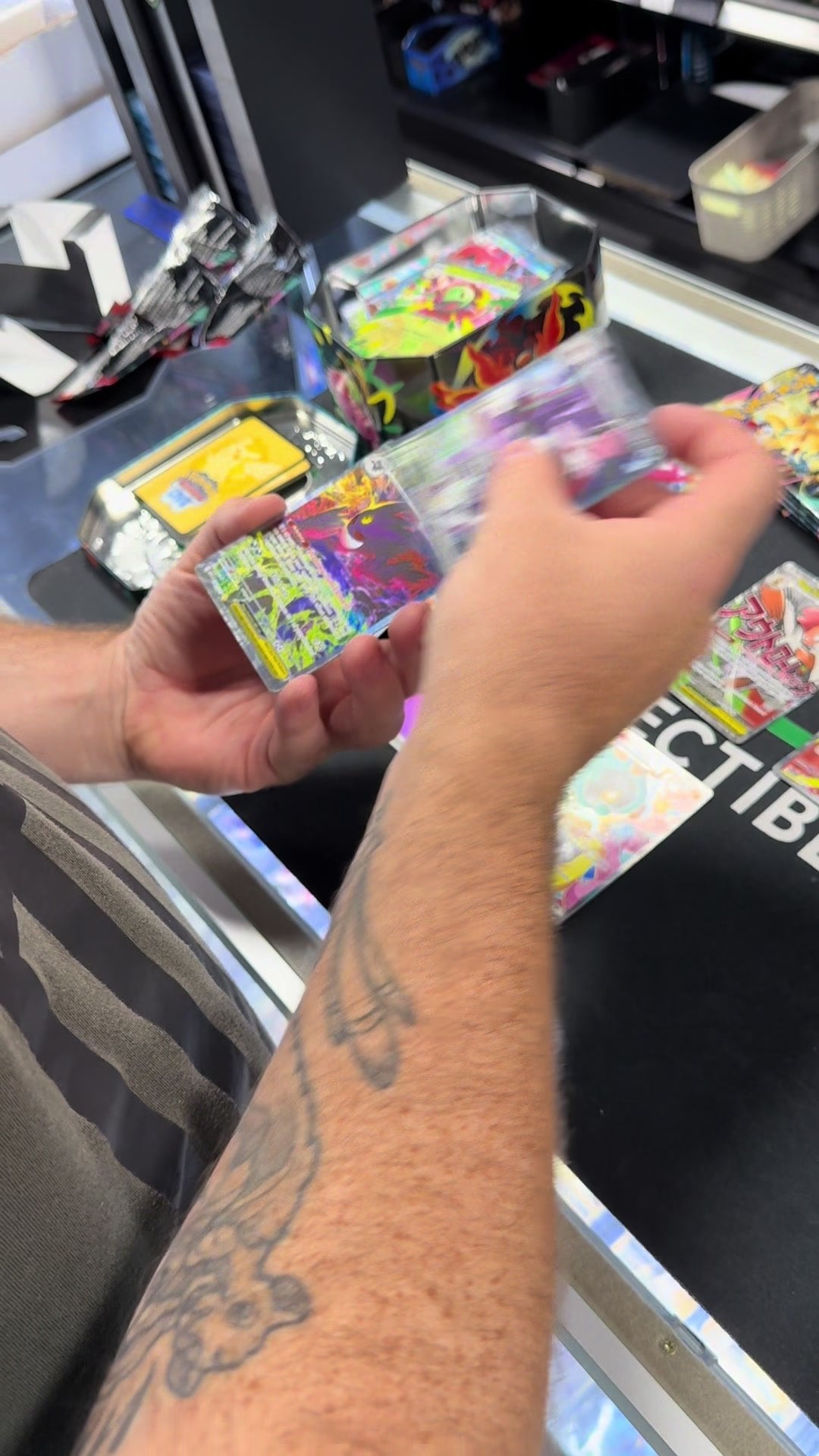 God pack in the shop. Ascended Heroes tins putting out nukes.